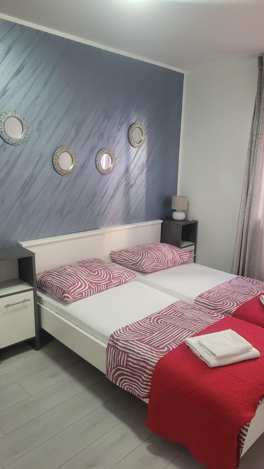 Zale Apartmani Задар Экстерьер фото